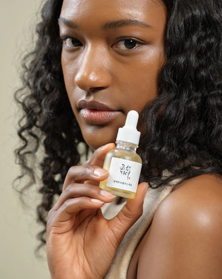 Glow soothing and illuminating face serum with propolis and niacinamide Beauty of Joseon