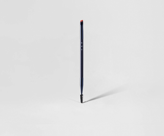 Say Makeup eyebrow brush with two tips to precisely accentuate the look No. 1