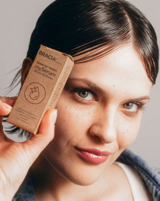 Illuminating Facial Serum with Vitamin C and Squalane Shake&Shine Bracia Mydlarze - 2