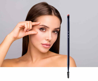 Say Makeup eyebrow brush with two tips to precisely accentuate the look No. 1