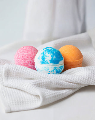Sparkling bath ball with nourishing oils to moisturize the skin Nutridome_4 - 4