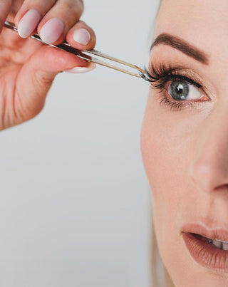 Bamm!Lashes Mysterious Gal 2D false strip eyelashes for repeated use - 5