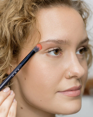 Say Makeup shadow blending brush with flexible bristles No. 4 - 2