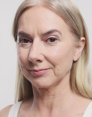 Aggie blush stick with shea butter and castor oil for women 50+_4 - 4