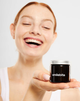 Smilebite coconut charcoal teeth whitening powder - 3