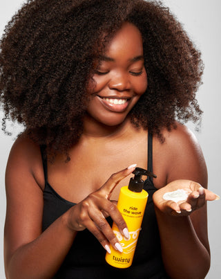 Twisty emollient conditioner for curly hair with rose and hemp oil - 2