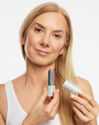 Aggie face contouring bronzer stick for mature skin 50+ - 3