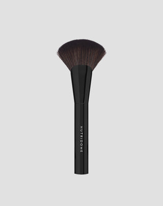 Nutridome multifunctional brush with flat bristles for bronzer, blusher and highlighter - 1