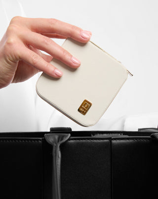 Small jewelry box with compartments, rollers and hooks, cream Mys_2 - 3