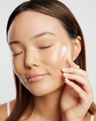 Moisturising Night Facial Cream with Cocoa Butter, Tsubaki Oil, and Aloe Uddo - 2