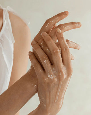 Nourishing Makeup Remover Oil with Ginseng Ginseng Cleansing Oil Beauty of Joseon - 2