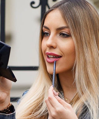 Say Makeup lip brush with synthetic bristles and a contoured tip No. 2 - 2