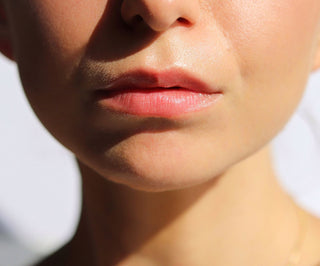 Strawberry Lip Lotion Enhancing Lip Colour and Adding Shine Auna - 4