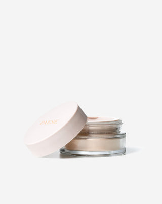 Transparent loose olive powder with moisturizing complex by Paese - 1