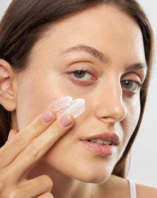 Orphica Timeless day cream SPF 20 with a triple anti-wrinkle effect - 2